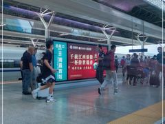 -南昌西站(地铁站)