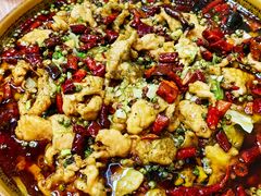 -老码头黑皮肘子锅包肉(赣水路店)