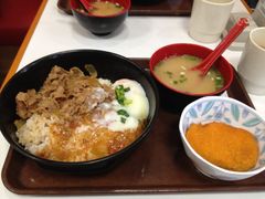 温泉鸡蛋牛丼-食其家·牛丼咖喱(广元西路店)