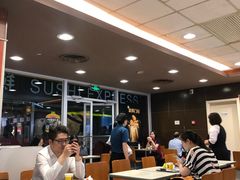-麦当劳(小白楼店)
