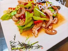 -宾朋海鲜特色美食餐厅·纯手工鲅鱼水饺(兴海路店)