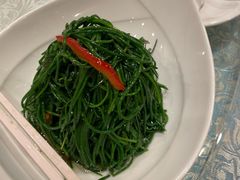 清炒沙葱-巴扎美食·新疆菜·西域歌舞表演餐厅(新疆大厦店)