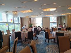 -西安绿地假日酒店·丽宝轩中餐厅