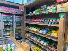 零售区-锅圈食汇火锅烧烤食材超市(工农路店)