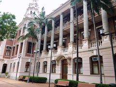 -香港大学
