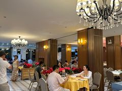 -鹏城人家海鲜酒家·23年老字号(较场尾店)