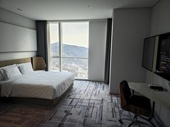 -大连星海皇冠假日酒店