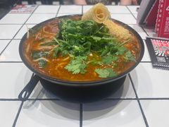 -肥汁米蘭香港米线(长宁来福士店)