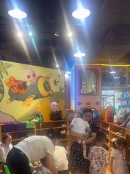 -卡通尼乐园(宝山龙湖天街店)