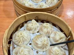 -莱莱小笼·乔艾