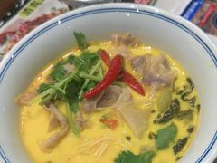 草本酸辣肥牛面-和府捞面(曹路花园城店)