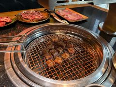 -韩烧牛中牛·甄选黑牛烤肉(黑金店)