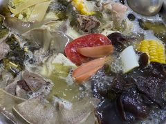 -泸州酸菜豆花火锅川师店