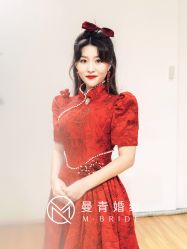 -曼青婚纱礼服馆