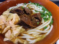 花溪牛肉粉-黔香阁(大上海时代广场店)