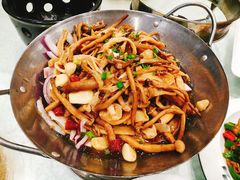 -鑫皇朝酒店(建设一路店)