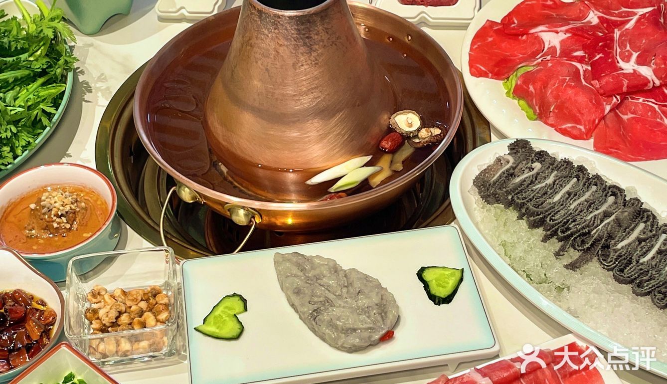 在成都！！！吃到正宗老北京铜锅涮肉！！！