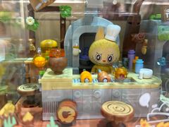 -泡泡玛特POPMART(侨福芳草地店)