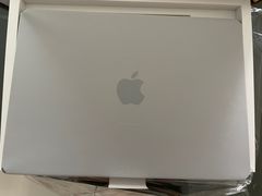 -Apple零售店(华贸购物中心店)