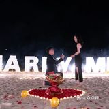 三亚沙滩浪漫求婚布置