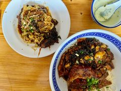 -沪西老弄堂面馆(定西路店)