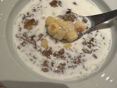 -RUXU入续糖水铺与包(卓悦中心店)