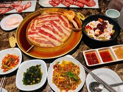 -猪啊牛呀羊啊铜盘烤肉(正大广场店)