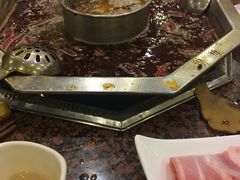 -杨肥肠火锅大排档(火车站花园店)