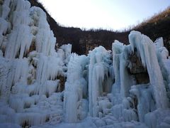 -大平台龙居瀑布旅游区