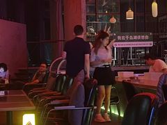 -饮湖威士忌鸡尾酒吧