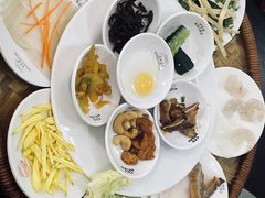 -桥香园云南过桥米线(金马碧鸡店)