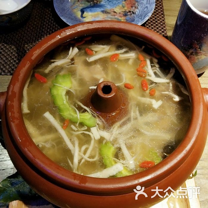 雀舞云南菜(晶品店)原味汽锅鸡图片 - 第6张