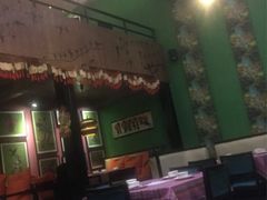 -香巴拉云南餐厅(华莱坞店)