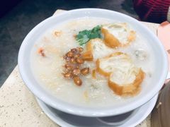 荔湾艇仔粥-点都德(北京路贰店)
