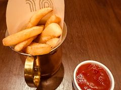 -恰餐厅及酒吧 CHAR Bar & Grill (北京丽都皇冠假日店)