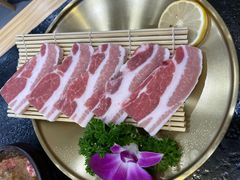 -臻牛烤肉