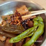 高记甏肉干饭还不孬哩