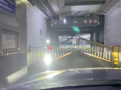 -北京南站-立体停车场