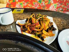 无骨鸡爪-缘福乡村铁锅炖民宿(八达岭店)