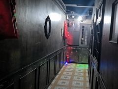 -荒岛实景沉浸密室(江汉路1店)