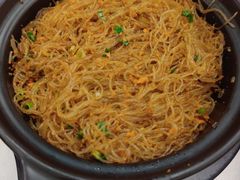 奇味粉丝煲-五谷芳乳鸽王(海景店)