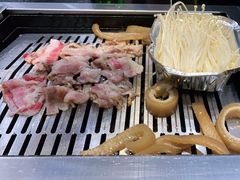 -臻牛烤肉