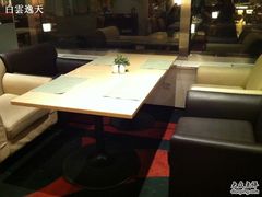 -亮马河饭店翠雅咖啡厅