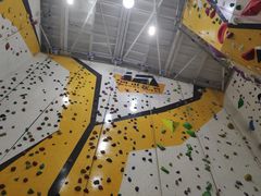 -问山MountQuest攀岩馆