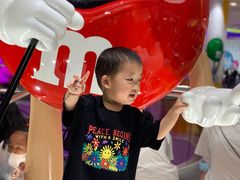 -m豆巧克力世界(上海世茂广场店)