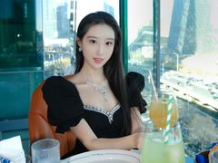 -福楼毕斯罗F Bistronome(国贸商城约会地标景观店)