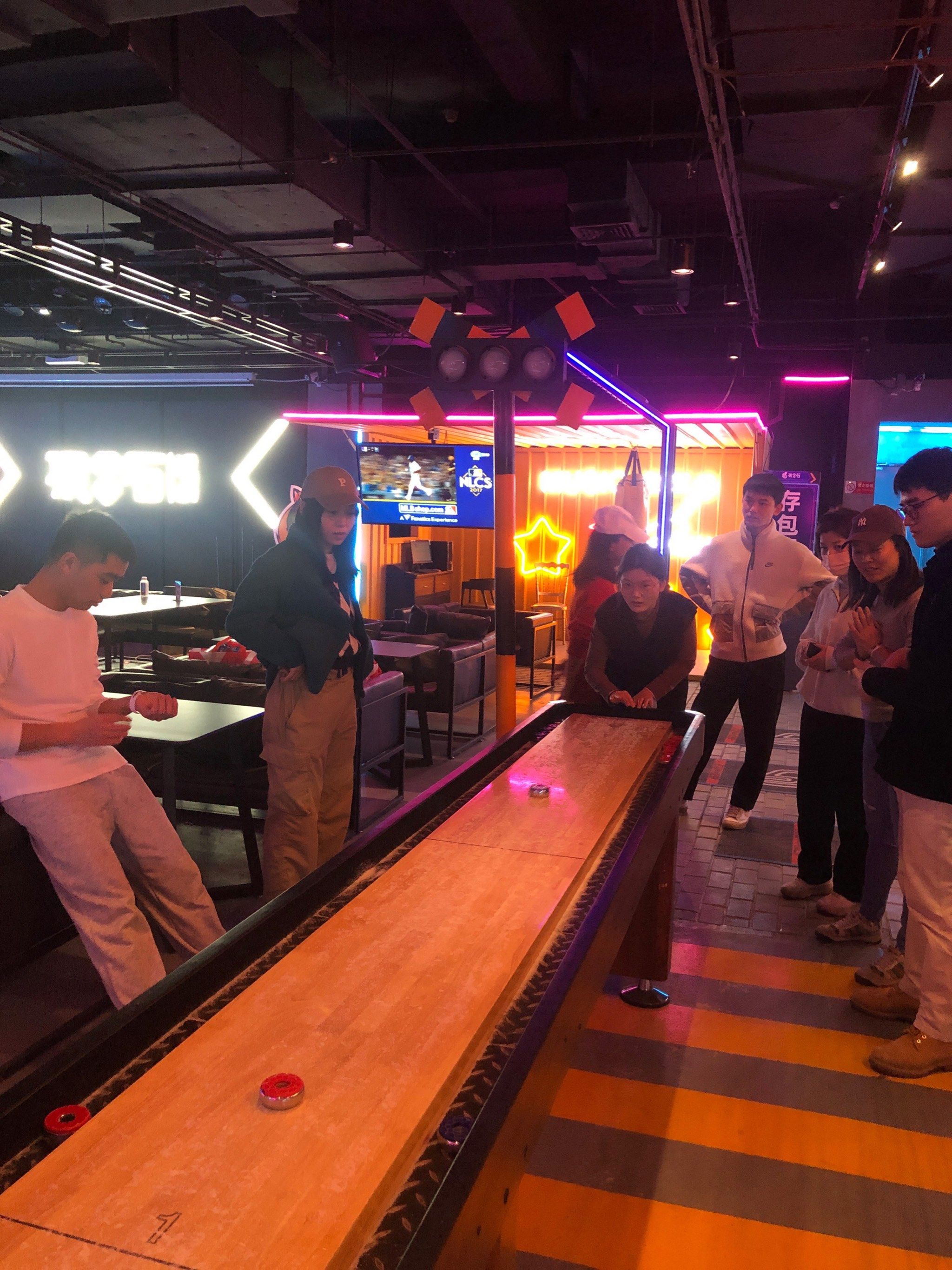 团建竞技  沙狐球比赛