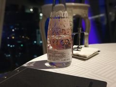 -广州塔卢特斯法国旋转餐厅