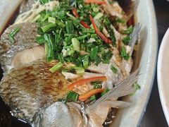 -芦茨金富饭庄·25年老字号·专做稻草鸡