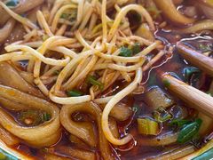 -拈签一笑黄牛肉辣卤串串